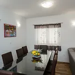 Апартаменты Selak Сплит