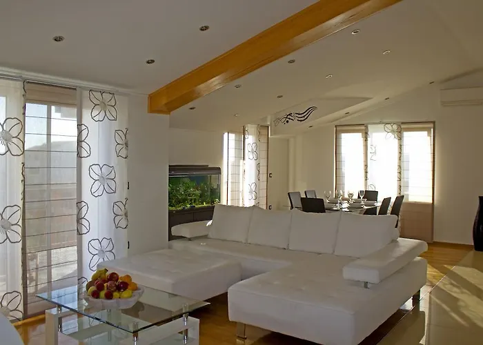 Selak Апартаменти *