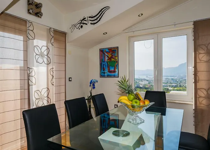 Апартаменти Selak Спліт