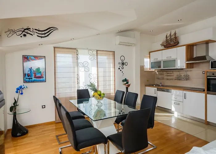 Selak Апартаменти *