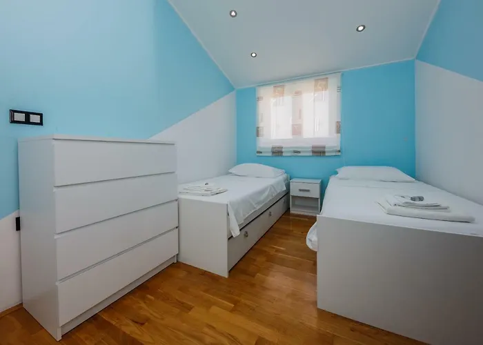 Апартаменти Selak Спліт