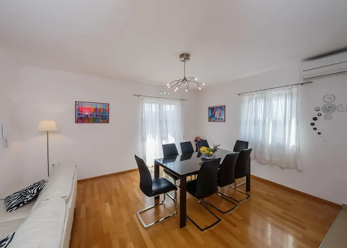 Selak Апартаменти *