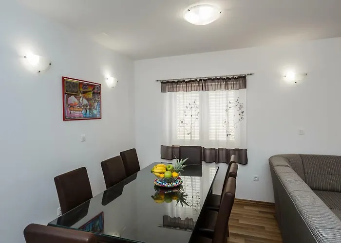 Апартаменти Selak Спліт